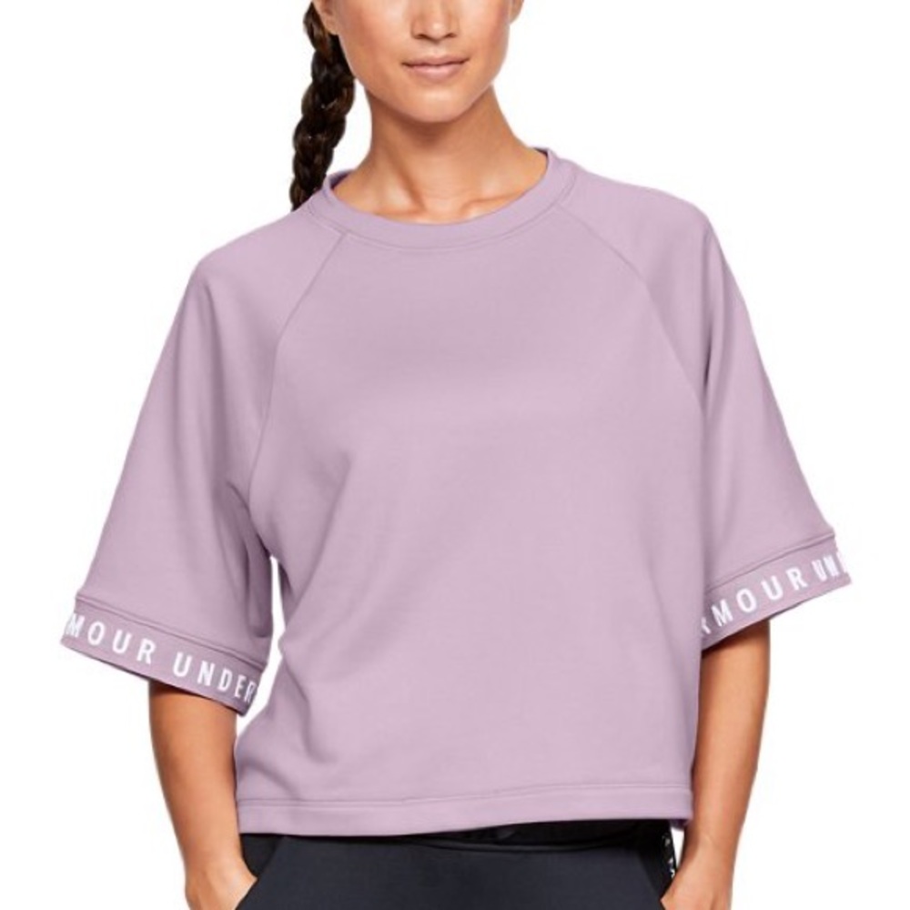Under armour  short sleeve blouse.